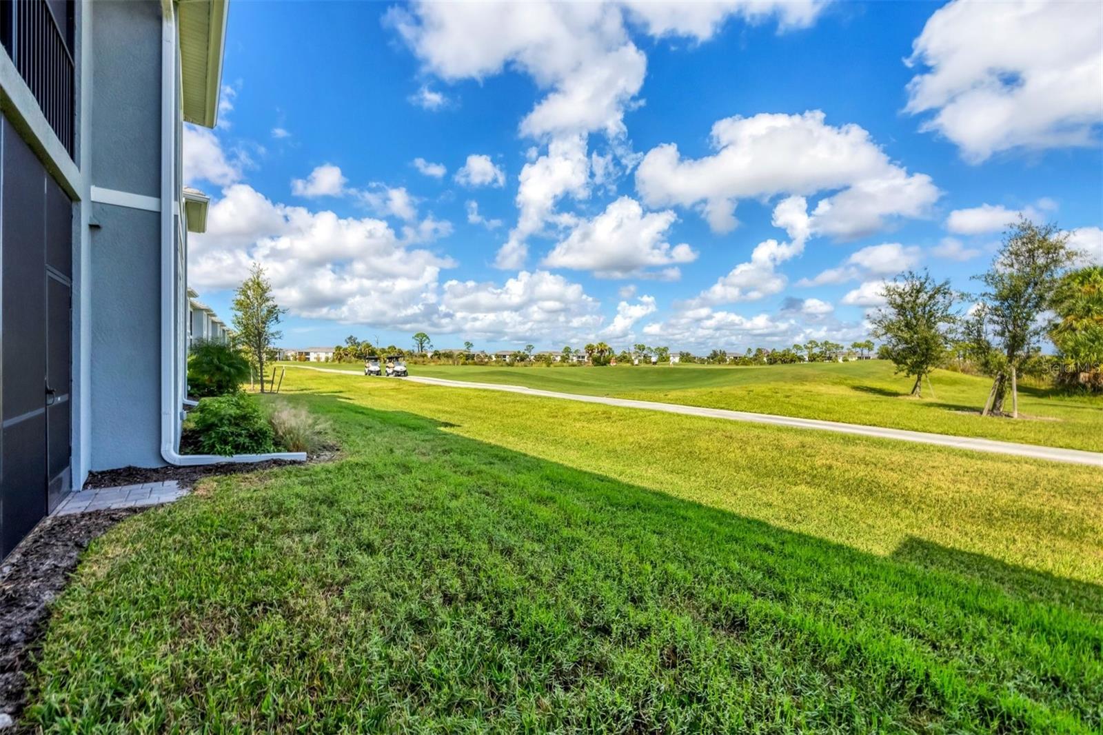 WELLEN PARK GOLF & COUNTRY CLUB - Residential