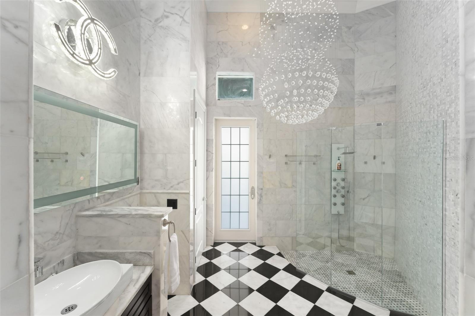 GOTHA TOWN - Residential