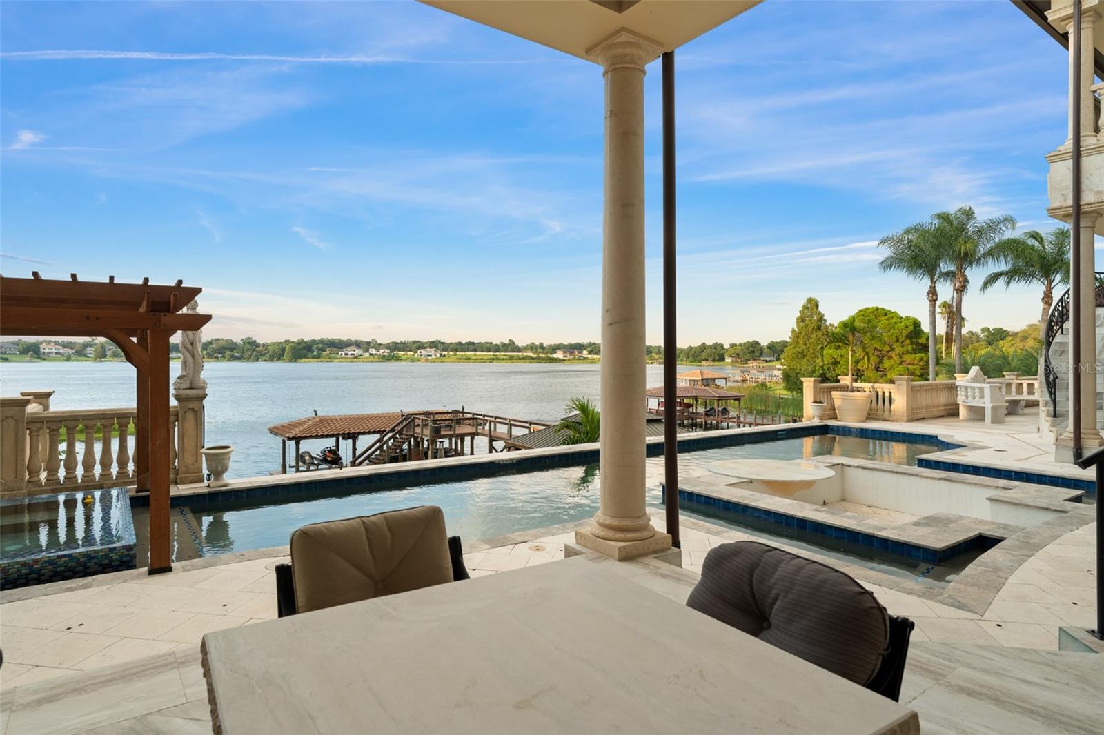 GOTHA TOWN - Residential