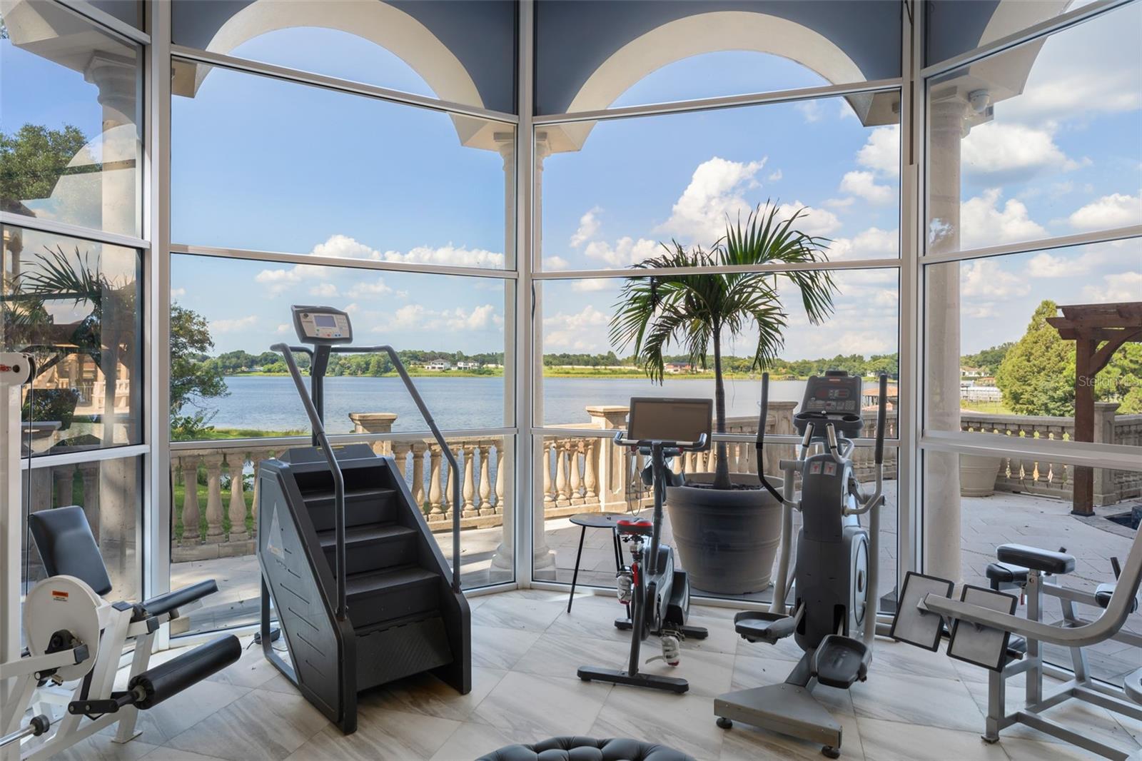 GOTHA TOWN - Residential