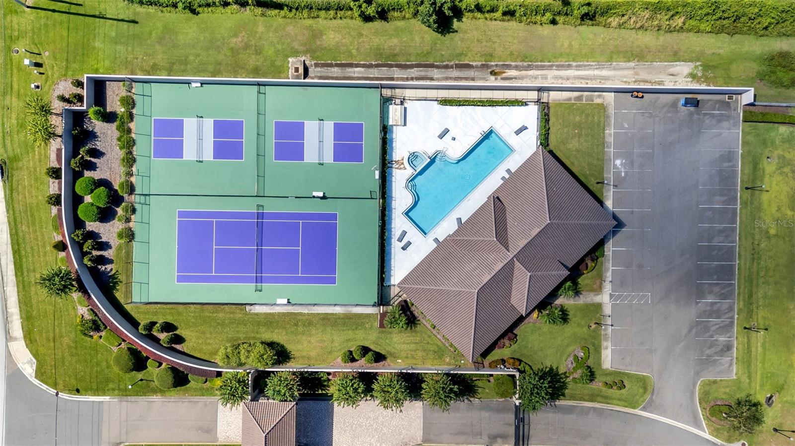 HIGHLANDS-BY-THE-LAKE PH 01 & PH 02 - Residential