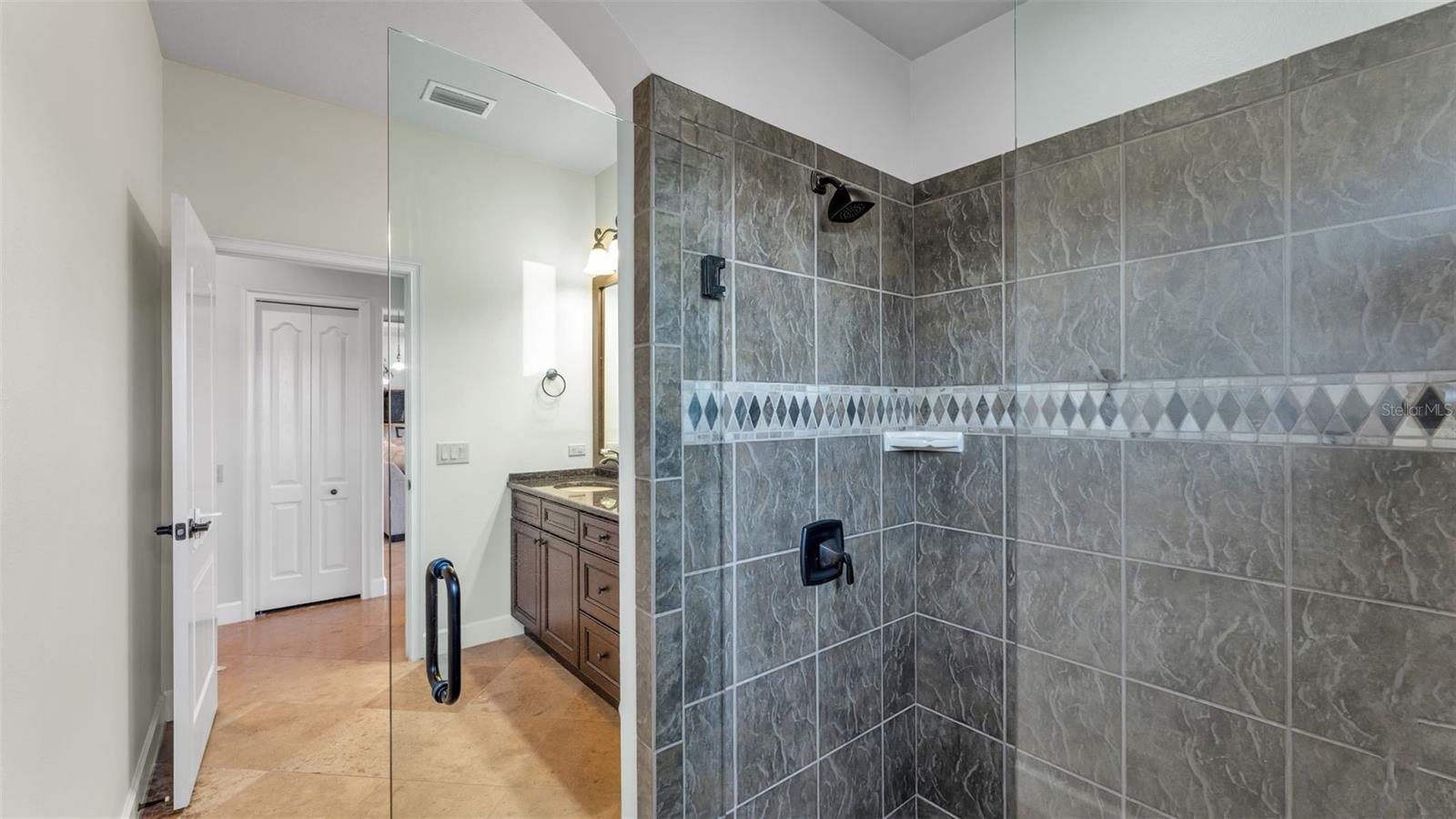 HIGHLANDS-BY-THE-LAKE PH 01 & PH 02 - Residential