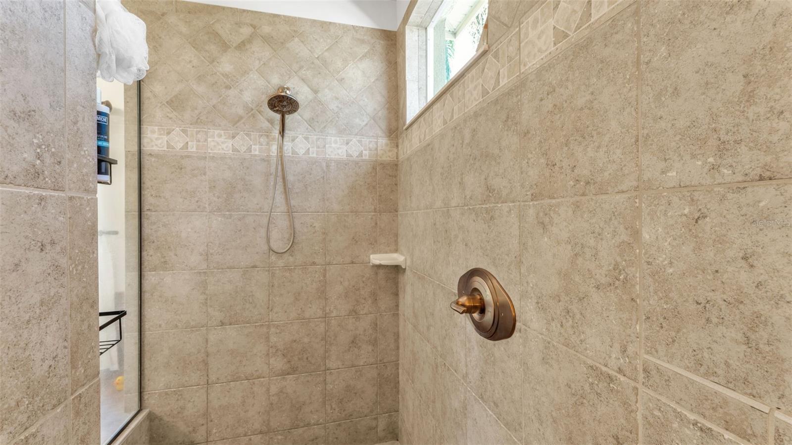 HIGHLANDS-BY-THE-LAKE PH 01 & PH 02 - Residential