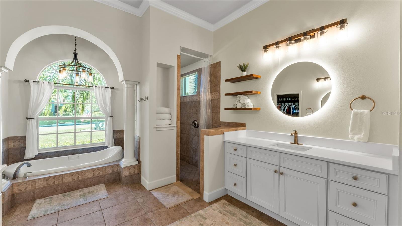 HIGHLANDS-BY-THE-LAKE PH 01 & PH 02 - Residential