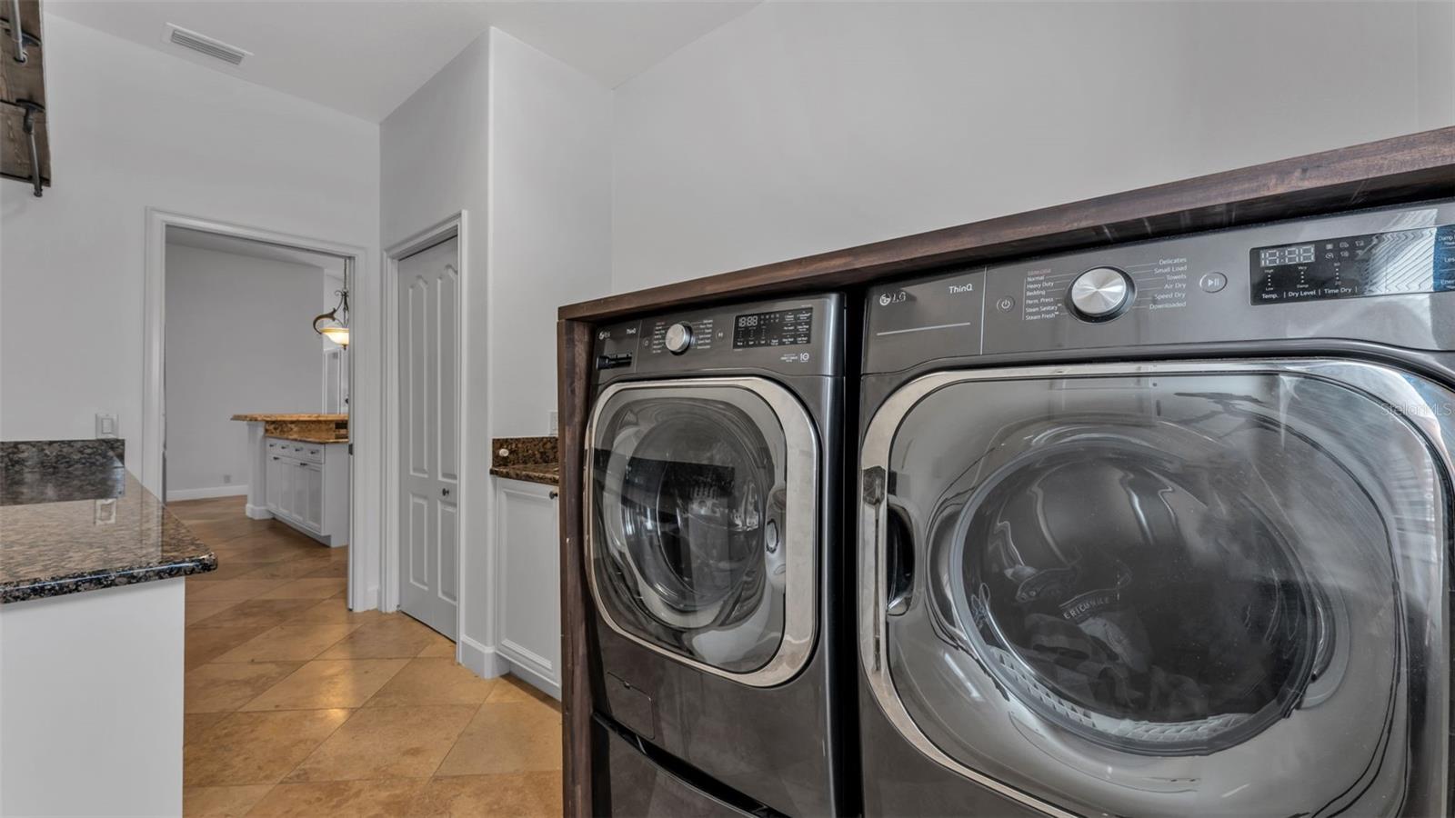 HIGHLANDS-BY-THE-LAKE PH 01 & PH 02 - Residential