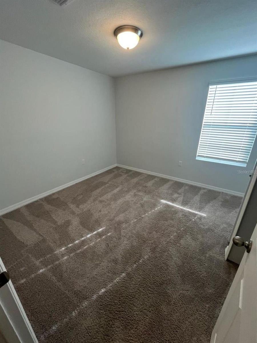 THE MEADOW AT CROSSPRAIRIE TOWNES - Residential Lease