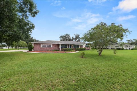 A home in LAKELAND