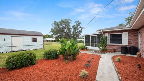 A home in LAKELAND