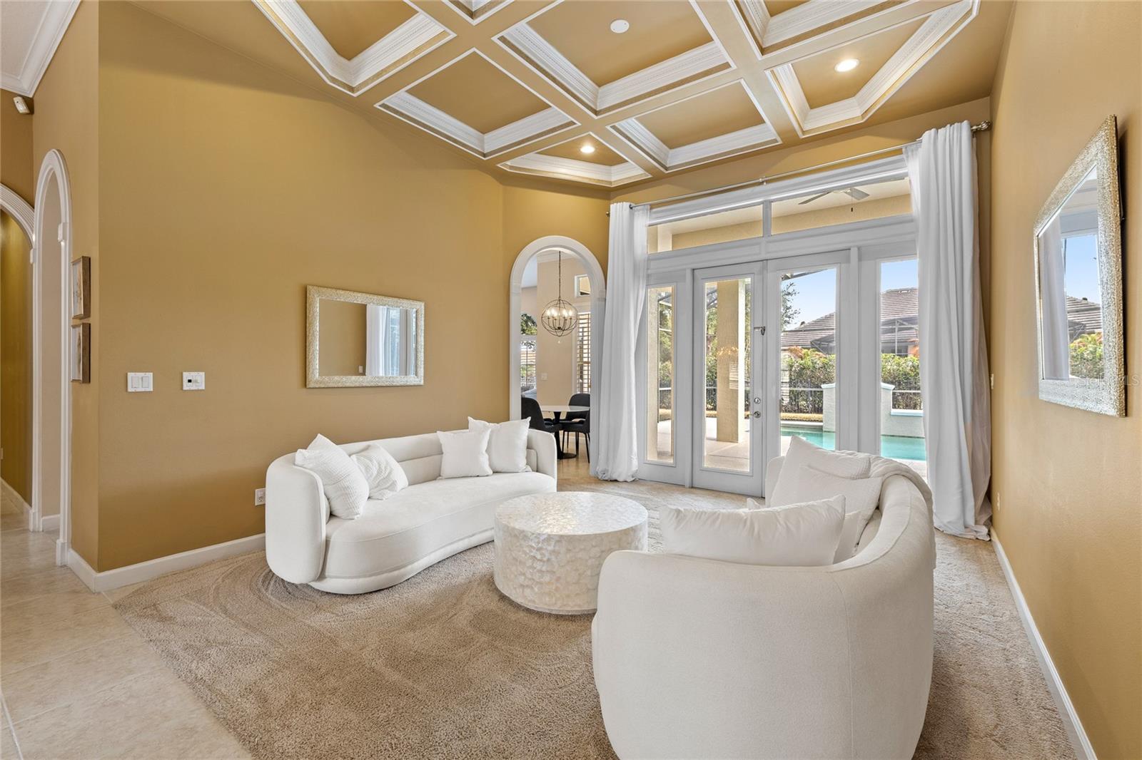 BURLINGTON OAKS / HEATHROW - Residential