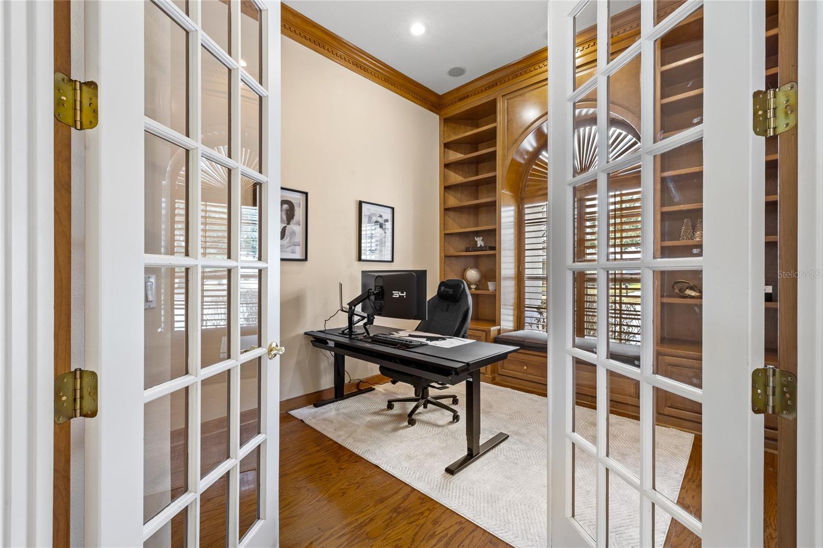 BURLINGTON OAKS / HEATHROW - Residential