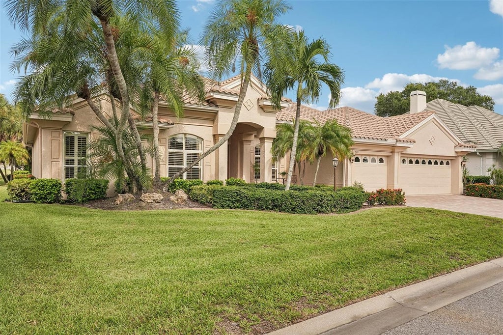 Photo of 403 Lansbrook Drive, Venice, FL 34292 (MLS # A4702444)