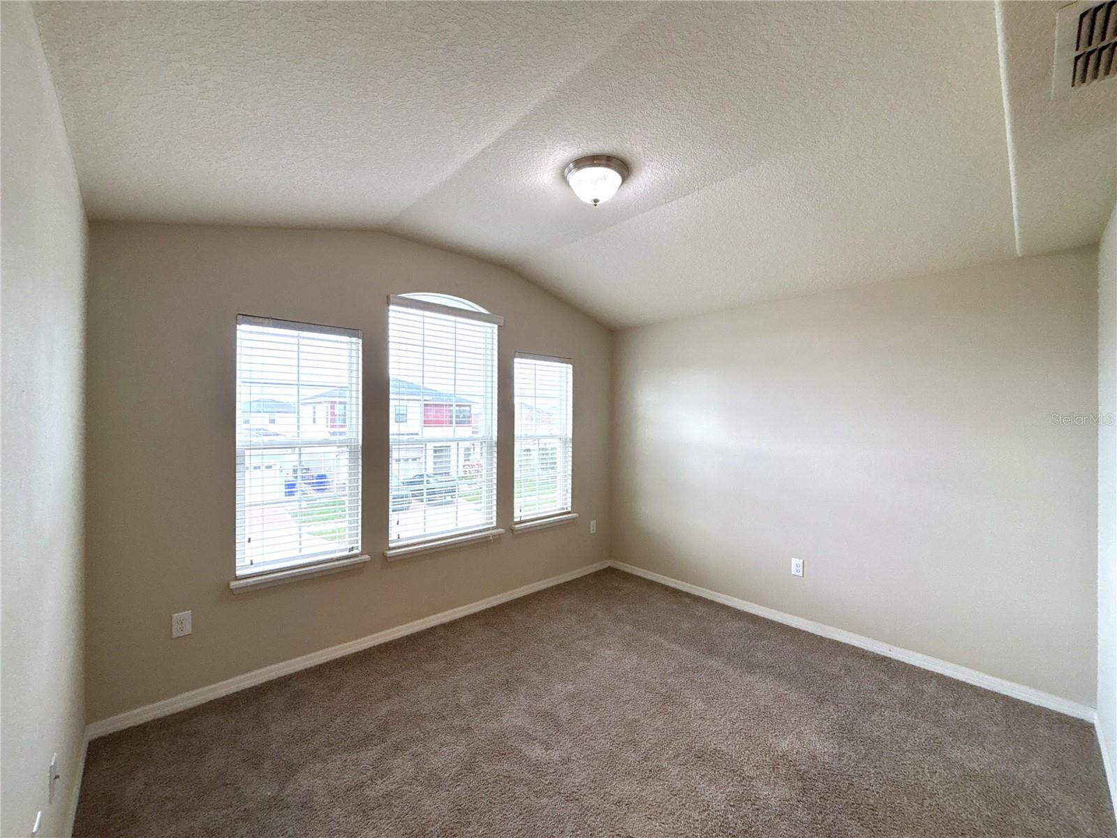 TAPESTRY PH 4 - Residential