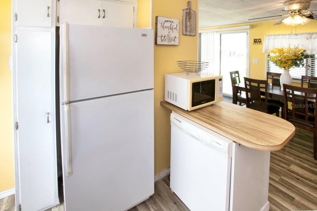 716 50TH AVENUE W, BRADENTON, FL, 34207 3 716 50TH AVENUE W