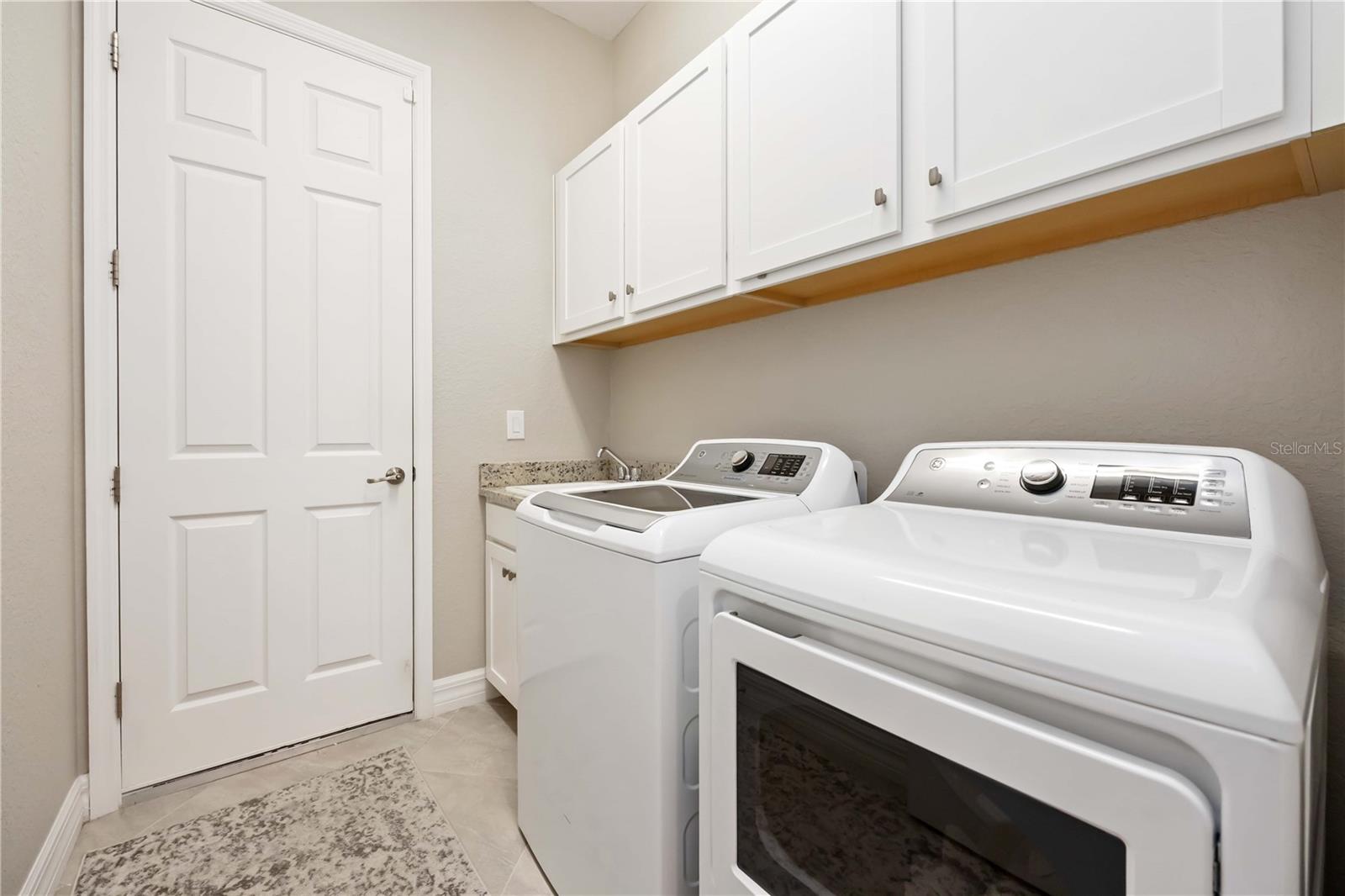 SARASOTA NATIONAL - Residential