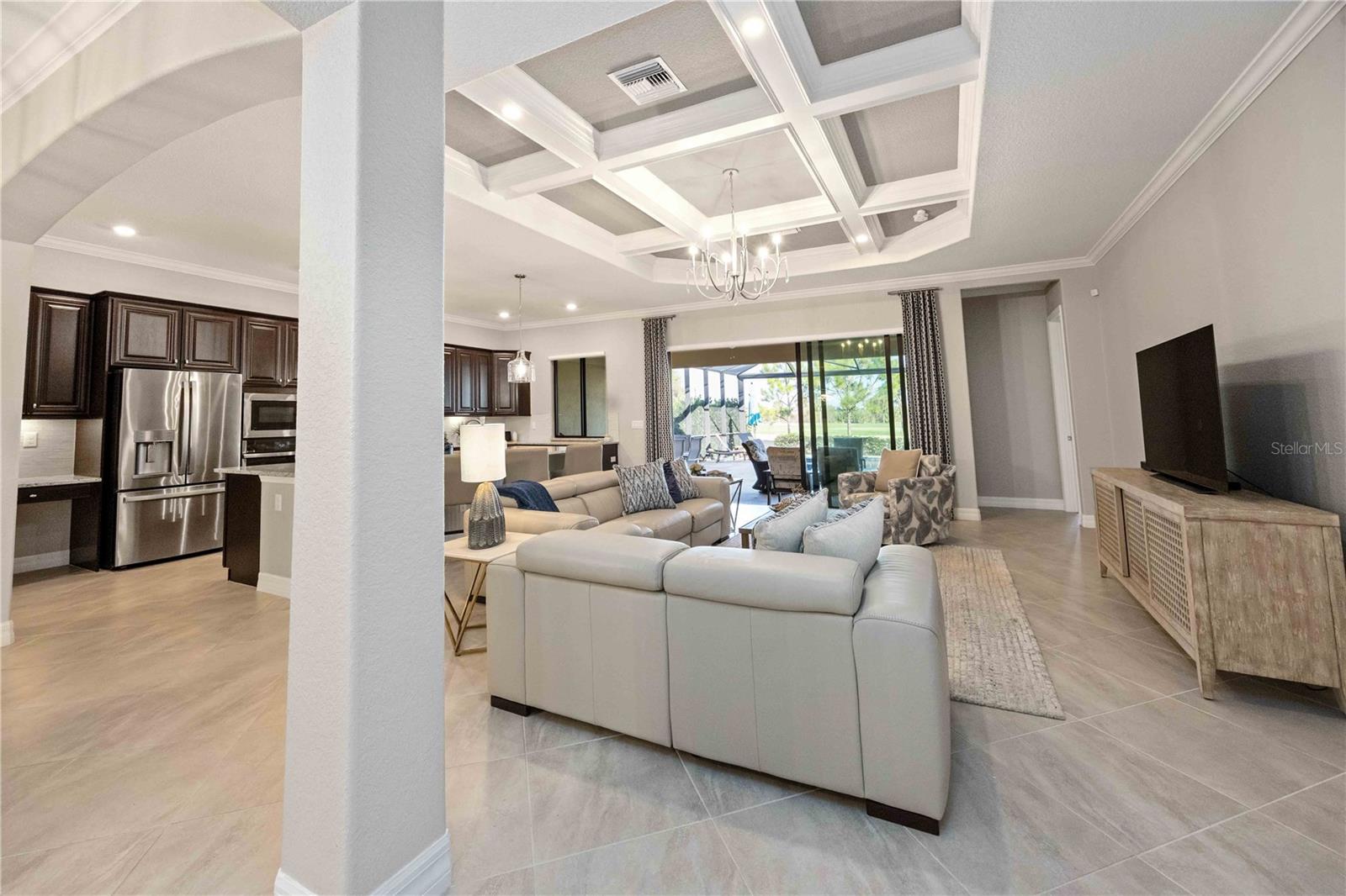 SARASOTA NATIONAL - Residential