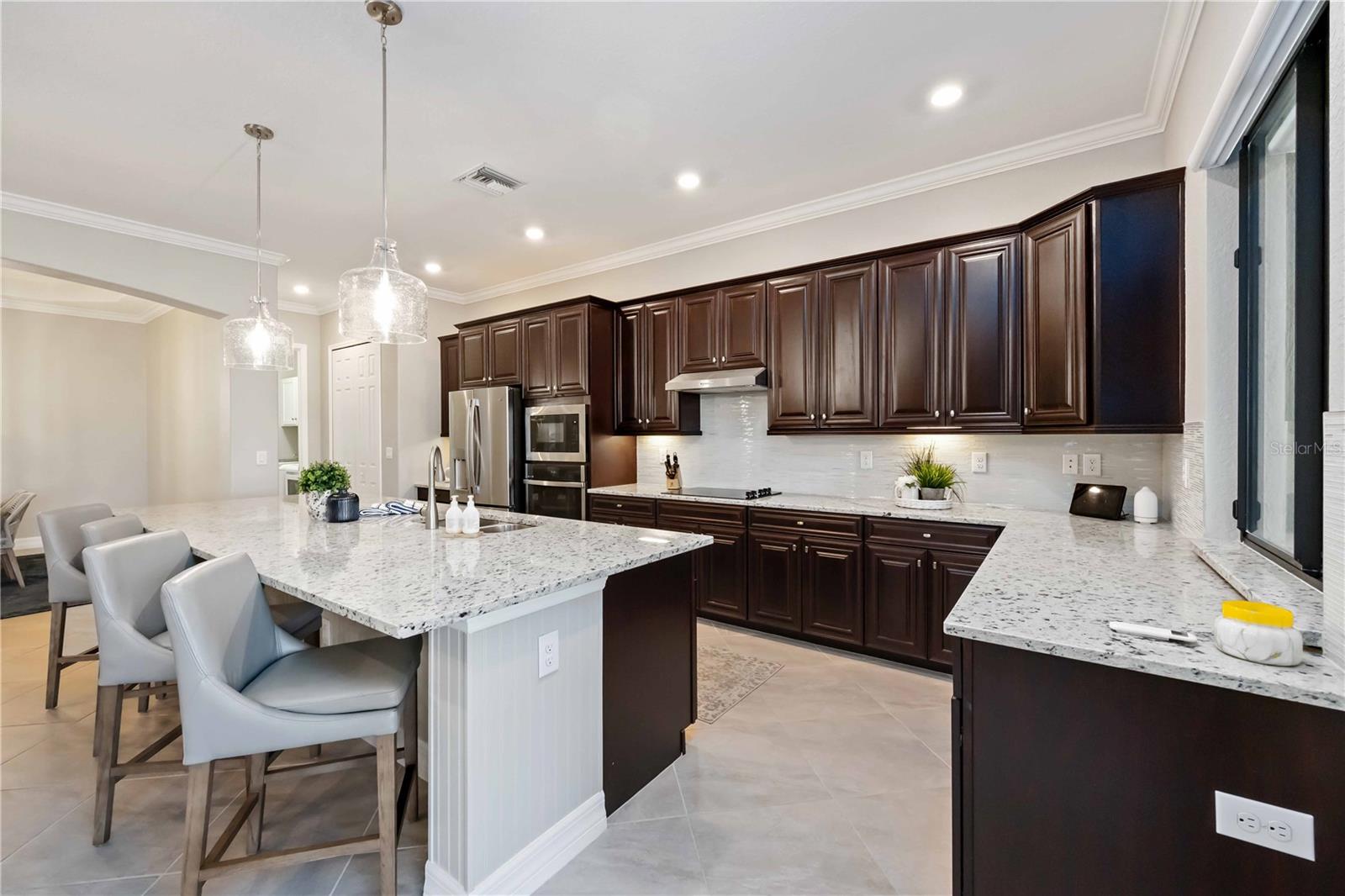 SARASOTA NATIONAL - Residential