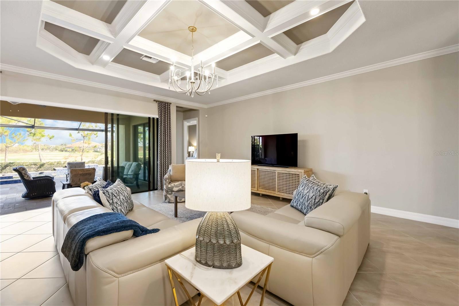 SARASOTA NATIONAL - Residential