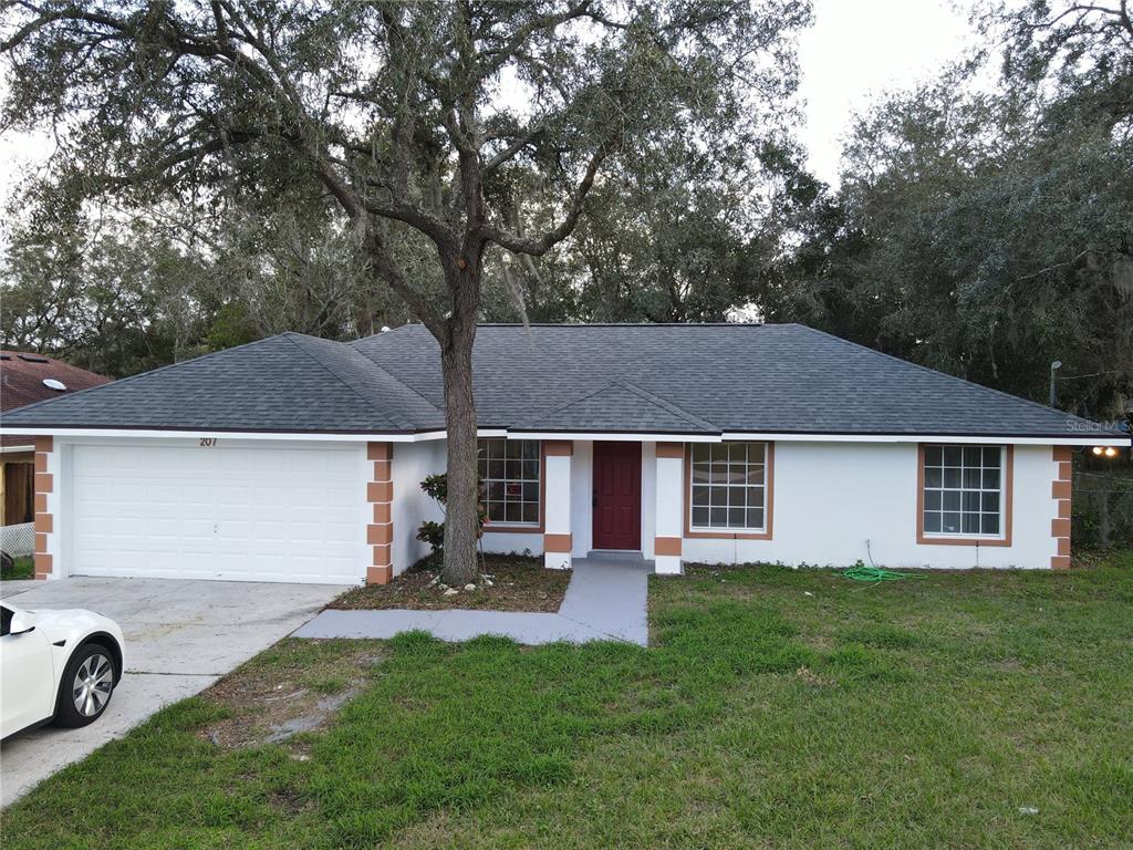 BEAUTIFUL HOUSE, TOTALLY REMODELED, NEW KITCHEN, NEW FLOORING, NEW BATHROOM, NEW A/C, NEW PAINT IN/OUT AND MUCH MORE, MUST SEE TO APPRECIATE, NO HOA, CENTRALLY LOCATED CLOSE TO HWY 27, AND HWY 50 AND ALL THE RESTAURANTS AND SHOPS IN THE AREA.