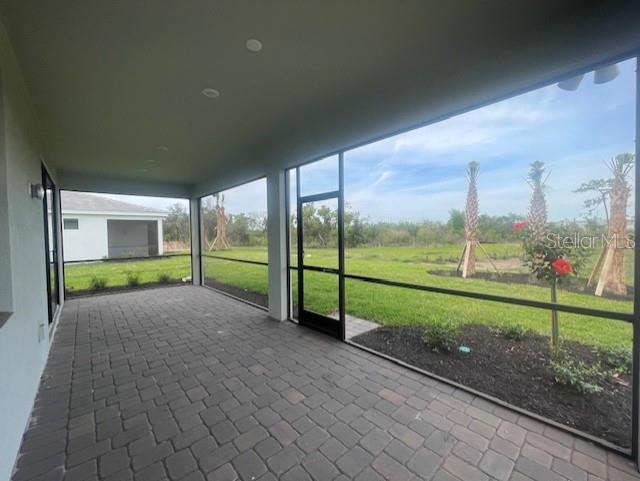 5014 COASTAL OAK COURT