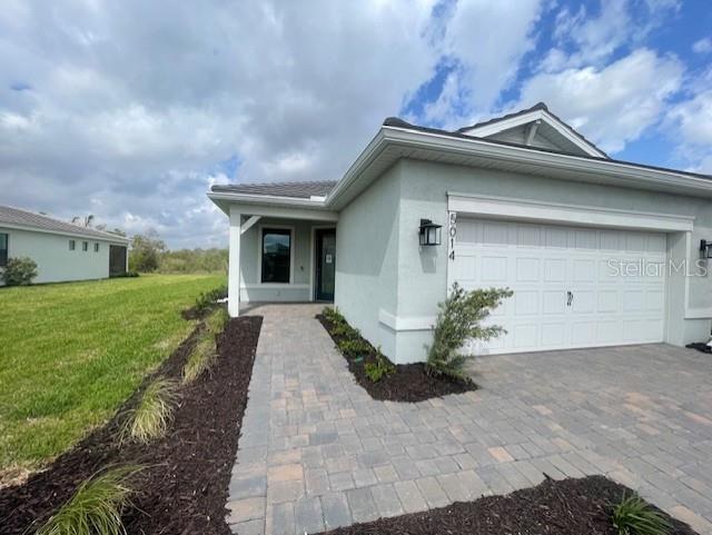 Under Construction. Move into Lakewood Ranch's newest resort style community with 12 pickleball courts including 8 that are covered! Resort style pool, resistance pool, lifestyle director, bar restaurant and more will be yours to enjoy when calling Del Webb Catalina home!