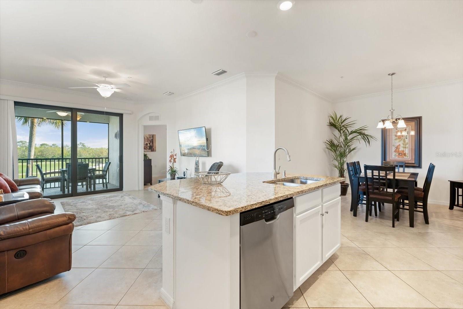 LAKEWOOD NATIONAL - Residential Lease