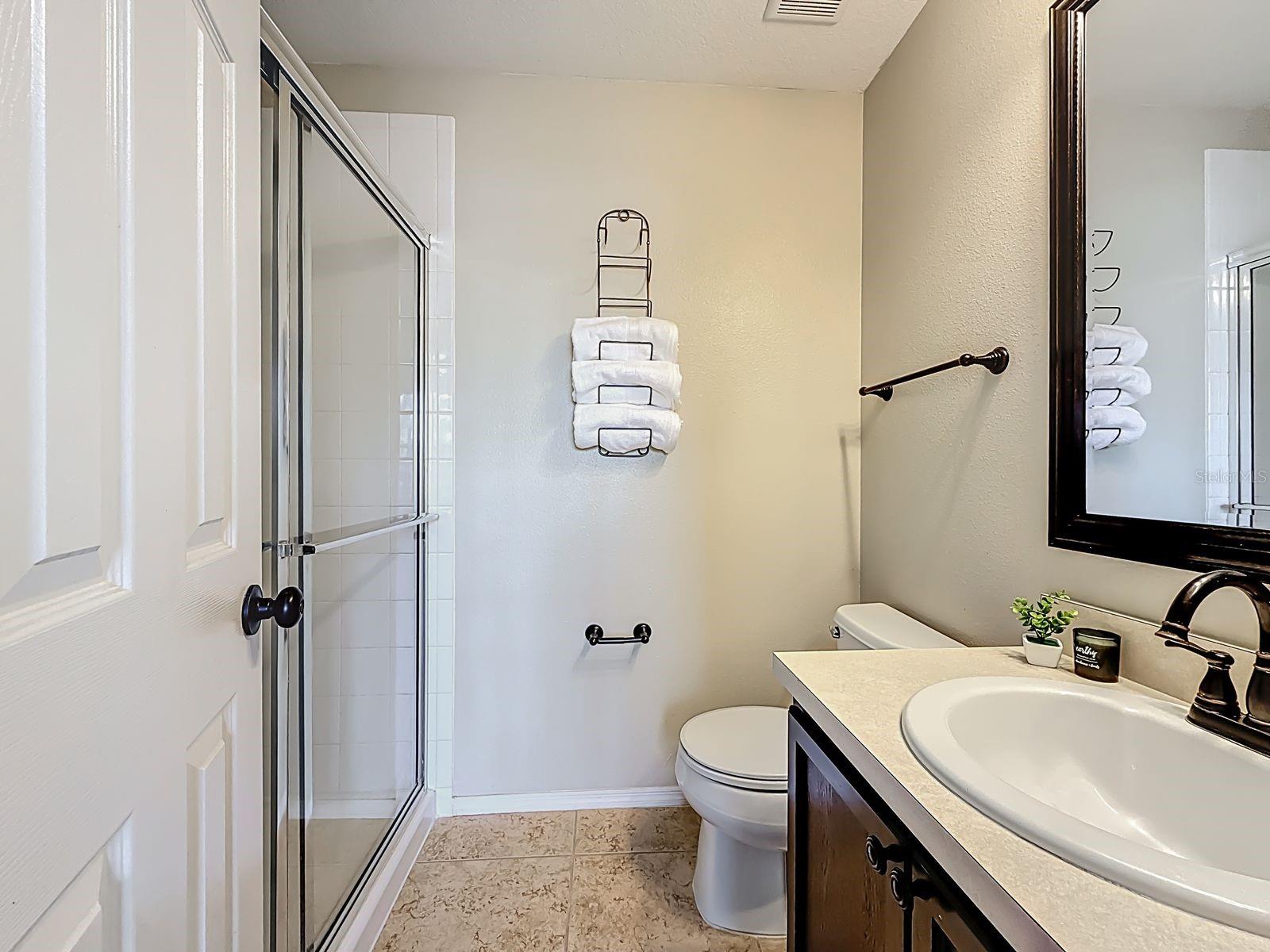 SUNSET POINTE TWNHMS - Residential