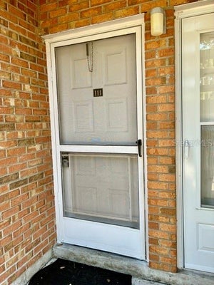 211 AIRPORT AVE W APT 111, VENICE, FL 34285 - Image 313a59079dde091db51d75cf9bb0b43f/555906805