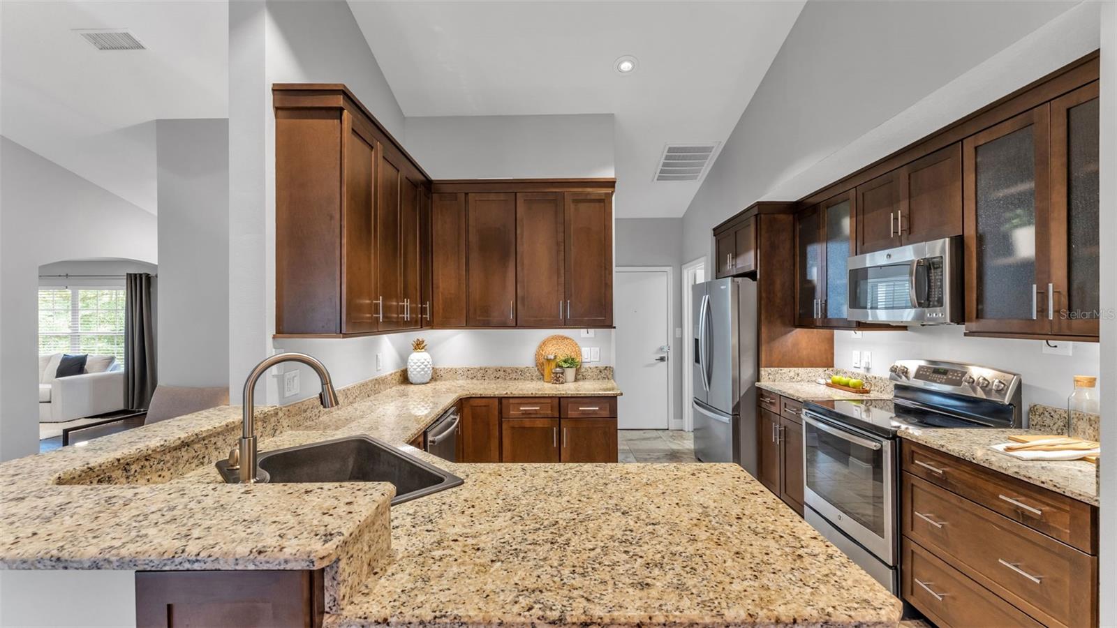 GREATER COUNTRY ESTATES - Residential