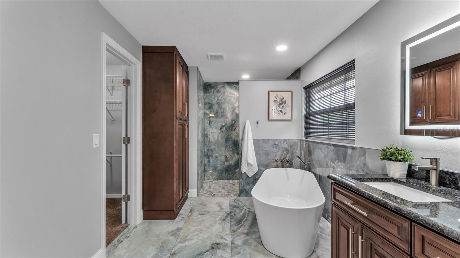 GREATER COUNTRY ESTATES - Residential