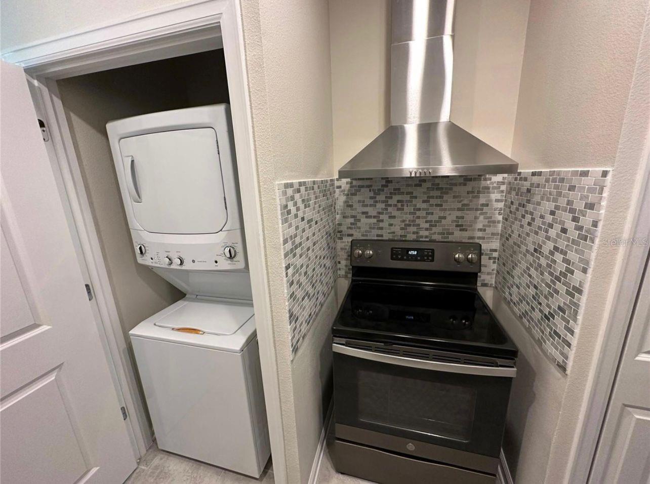 STOREY CRK PH 1 - Residential Lease