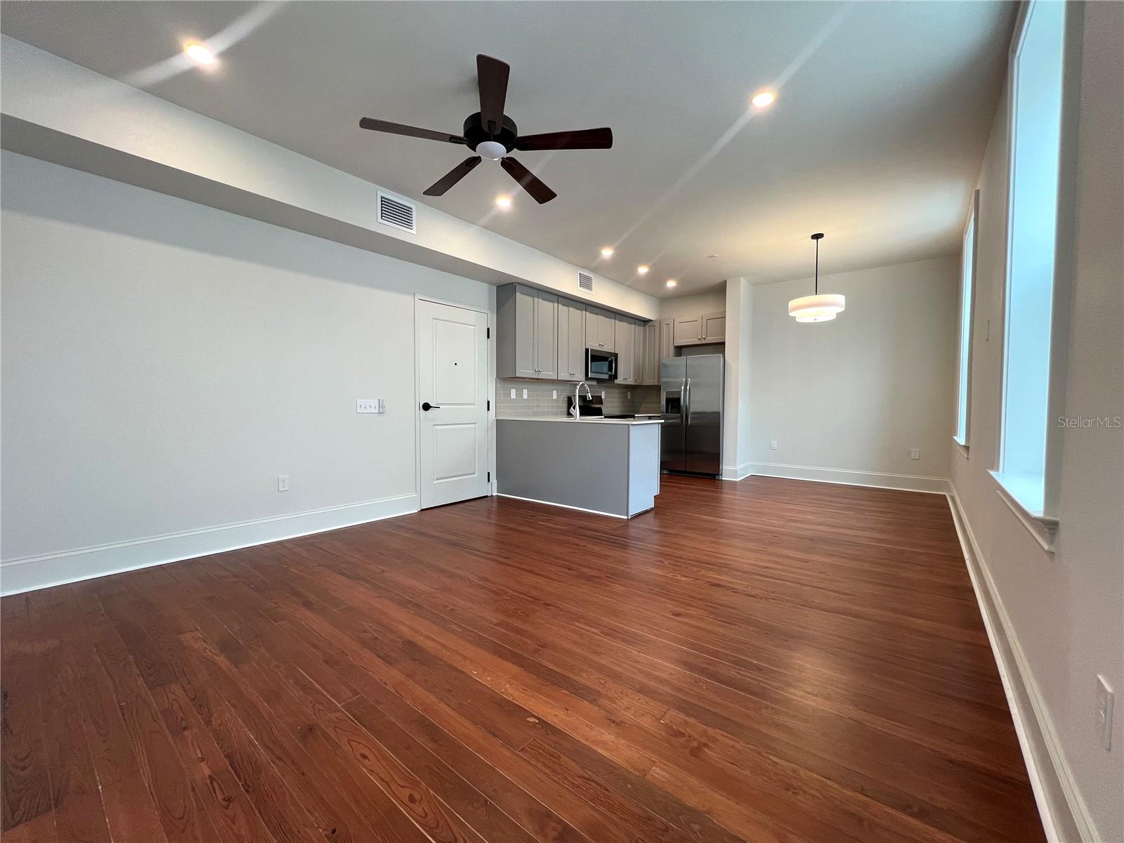 LAKE WALES - Commercial Sale