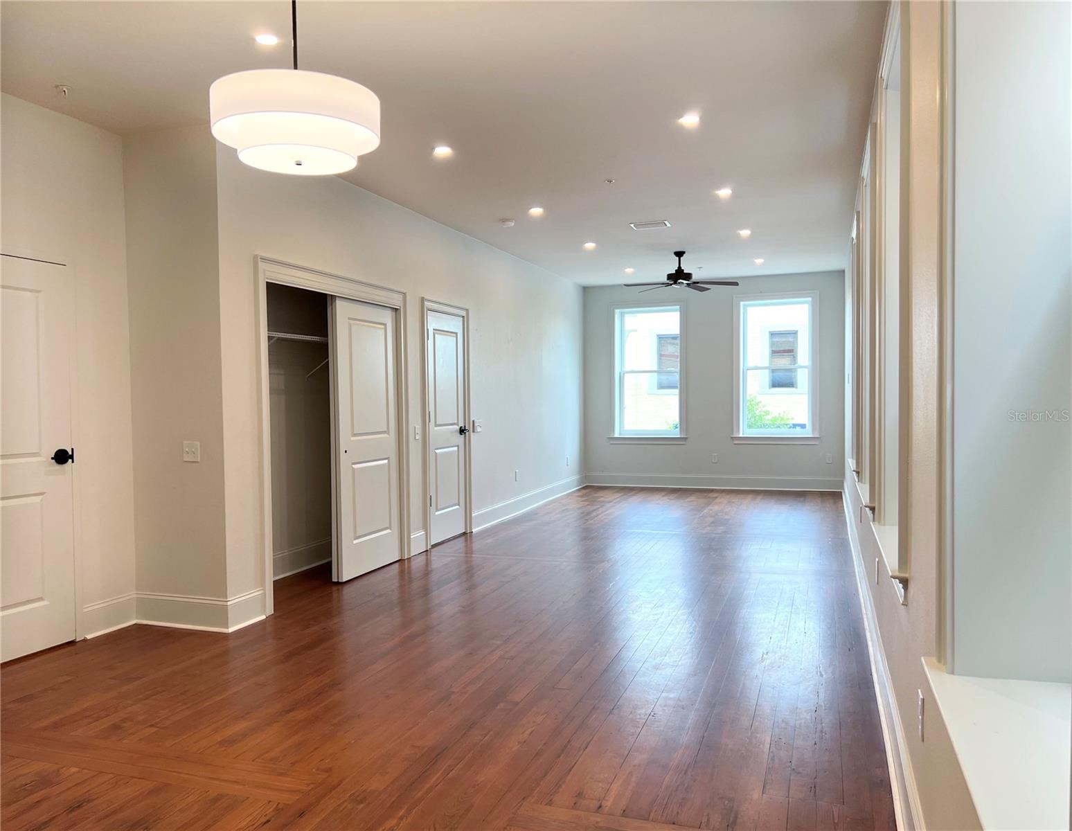 LAKE WALES - Commercial Sale