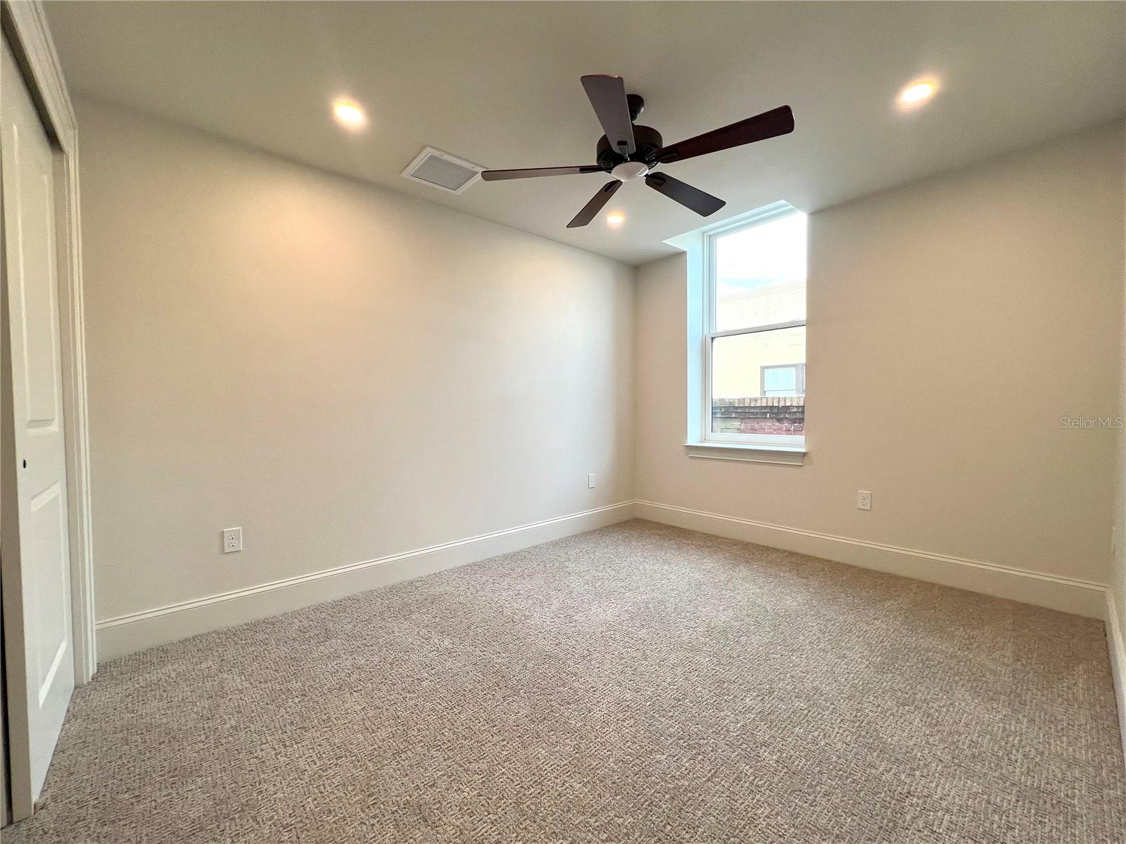 LAKE WALES - Commercial Sale