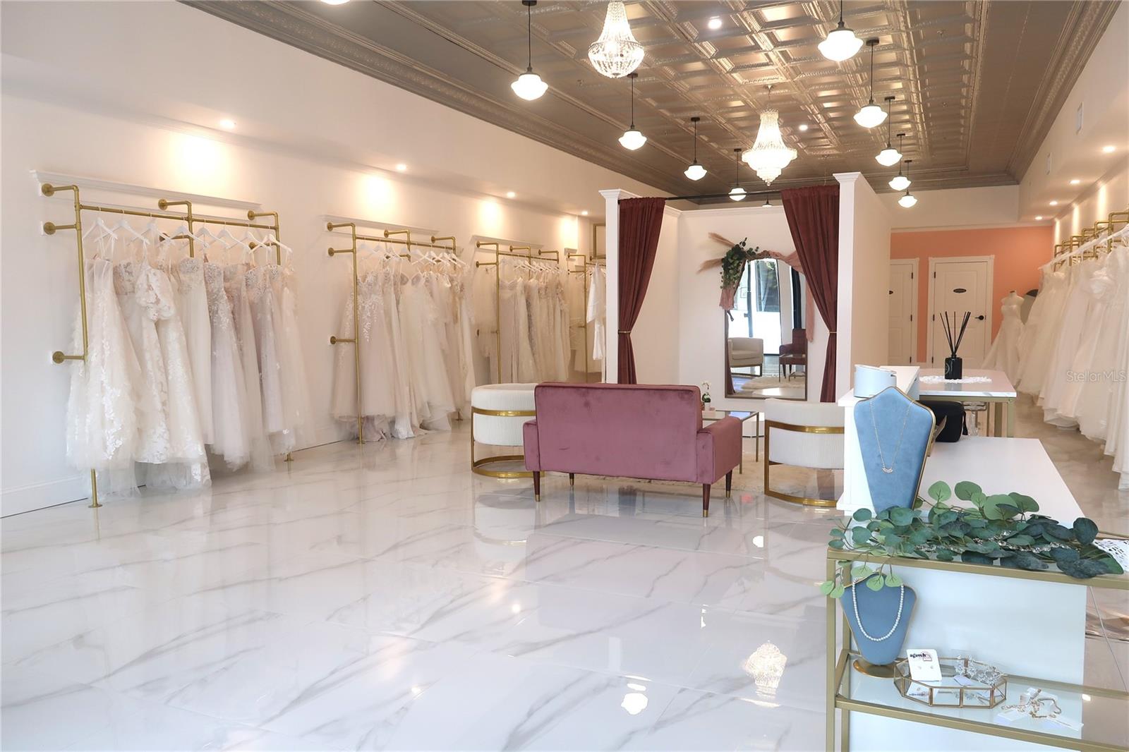 LAKE WALES - Commercial Sale