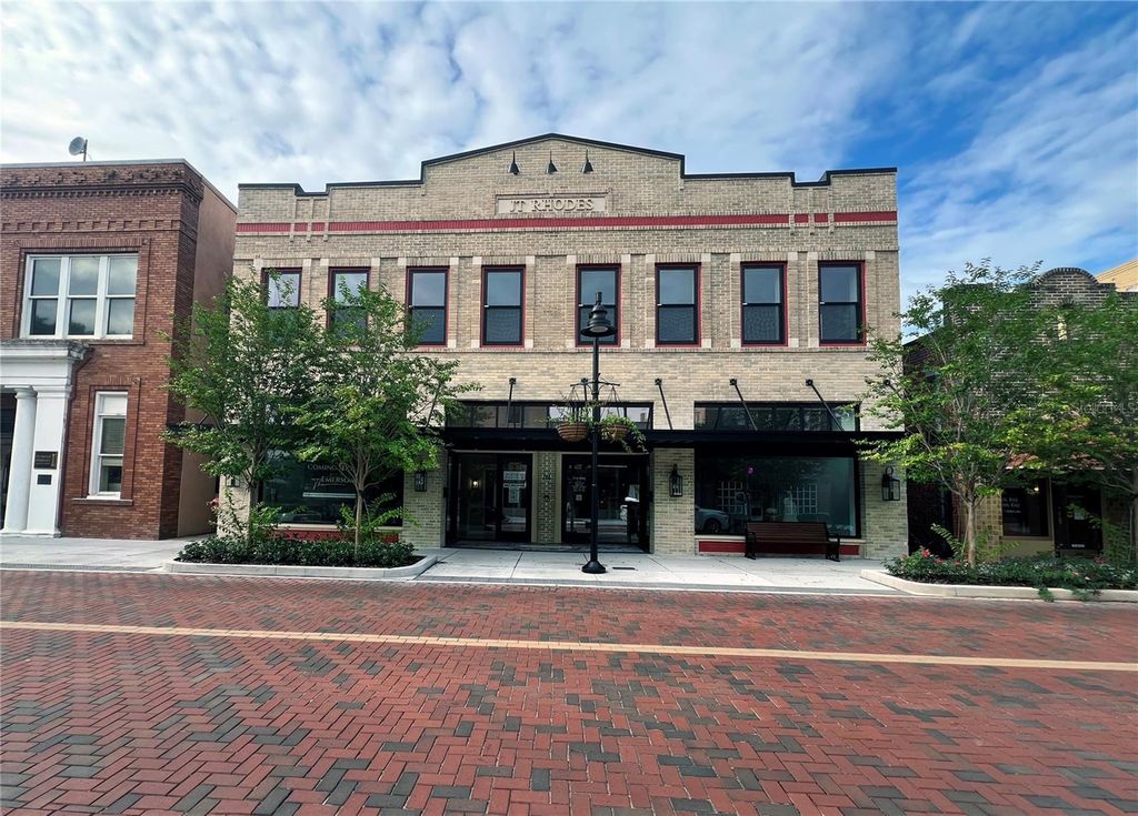 Photo of 244 E Park Avenue, Lake Wales, FL 33853 (MLS # K4903016)