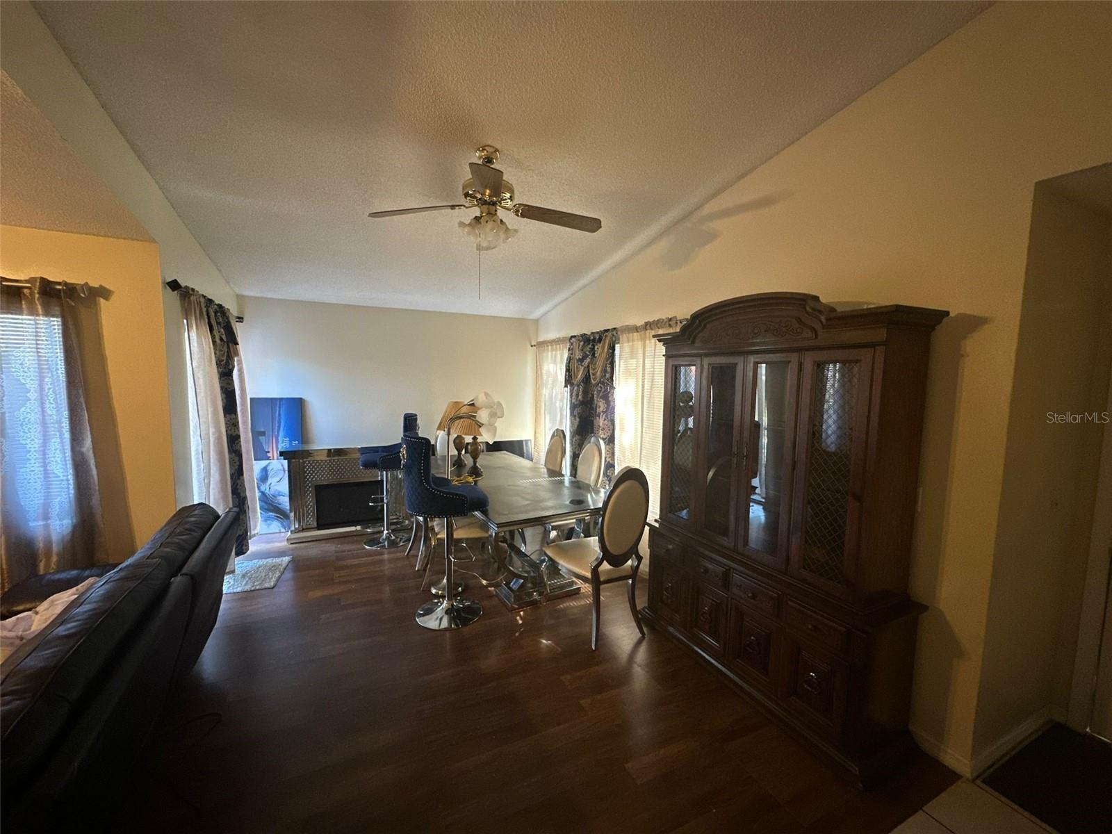 2212 ATRIUM CIRCLE