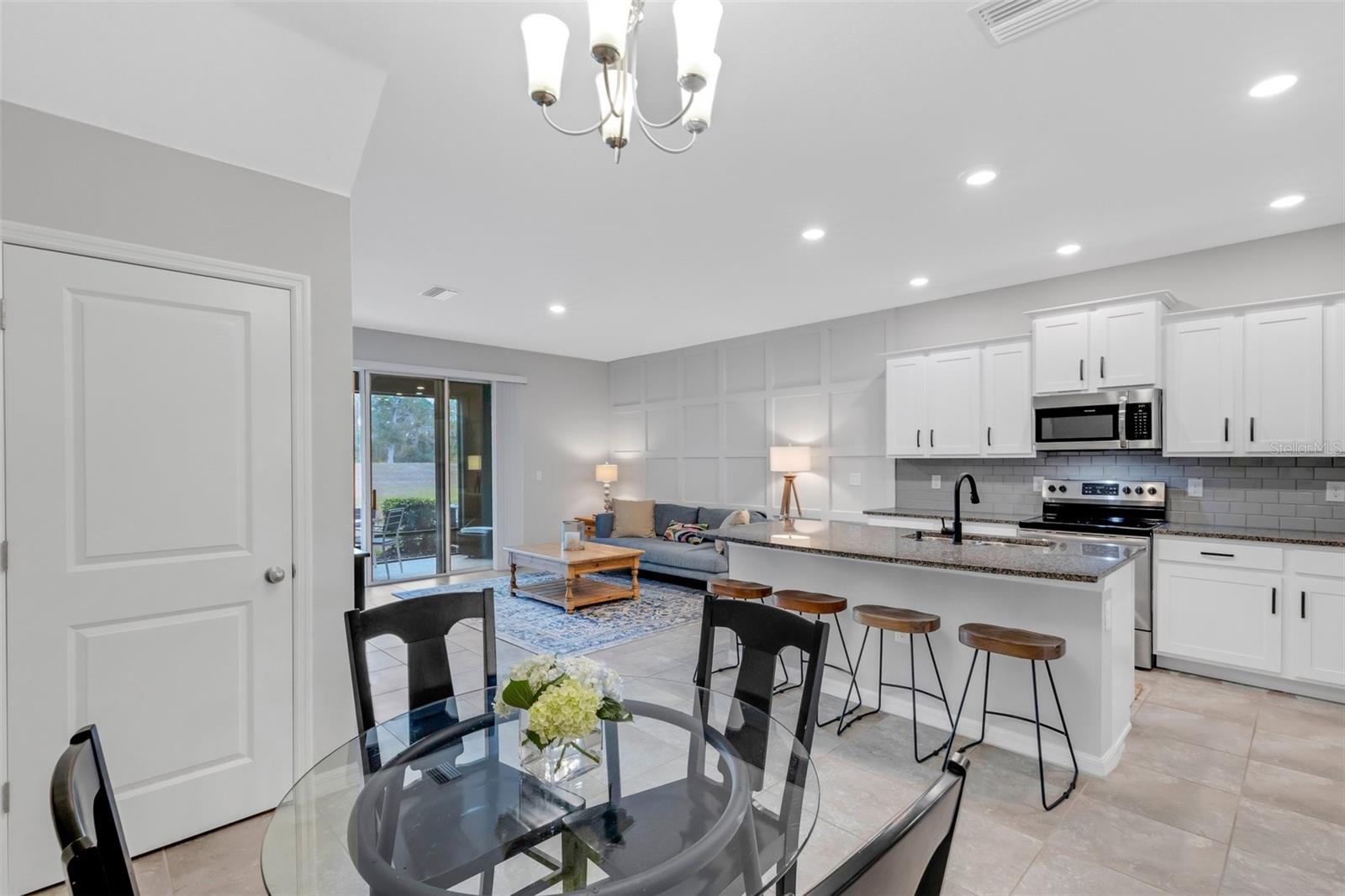 LANDING PH 1 - Residential