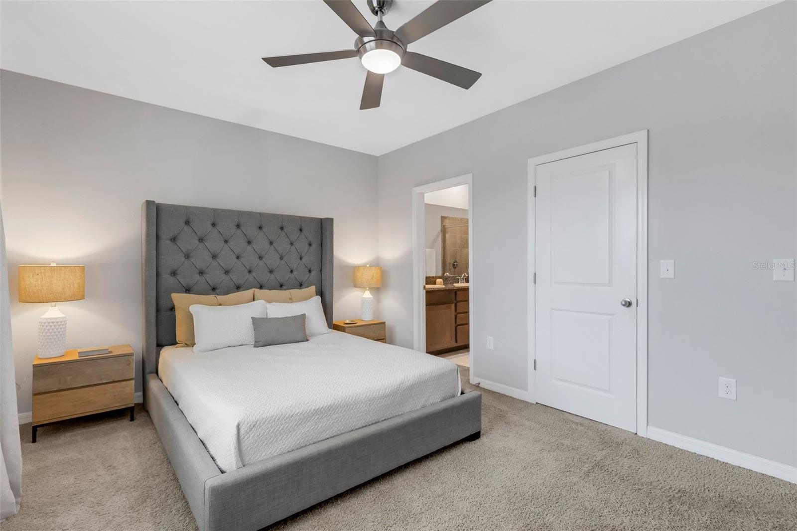 LANDING PH 1 - Residential