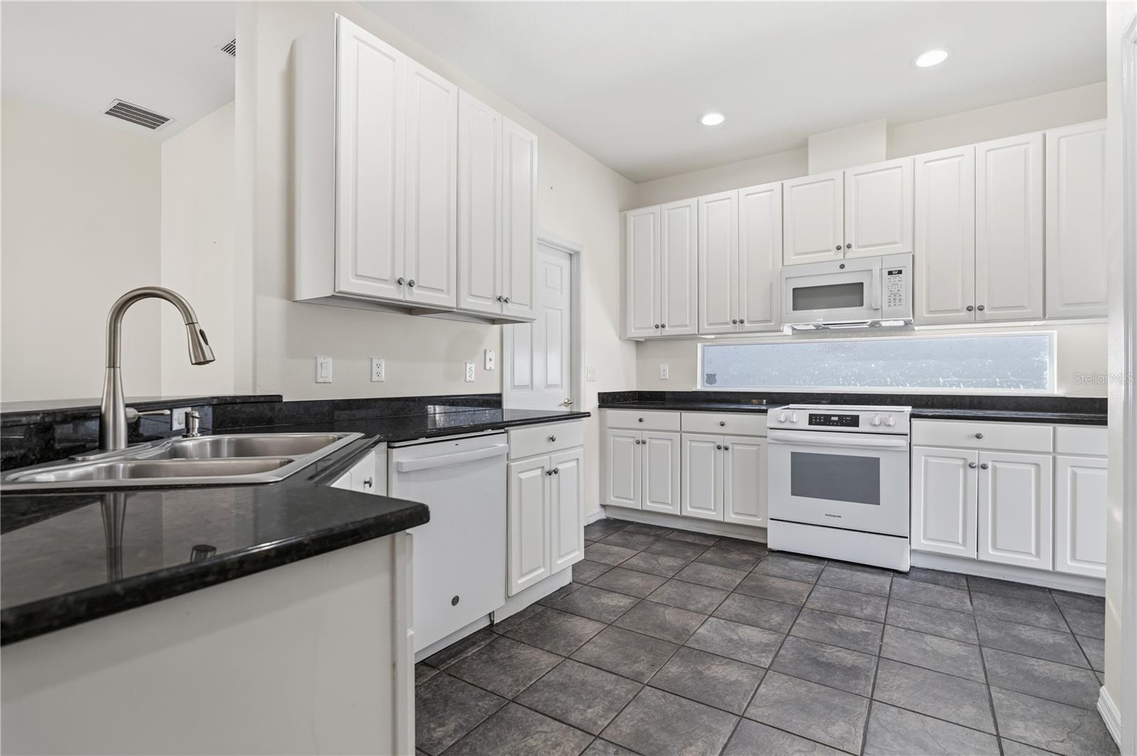 VISTA ROYALE PH 02 - Residential