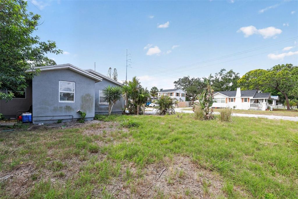 Photo of 300 52nd Street S, St Petersburg, FL 33707 (MLS # O6399615)