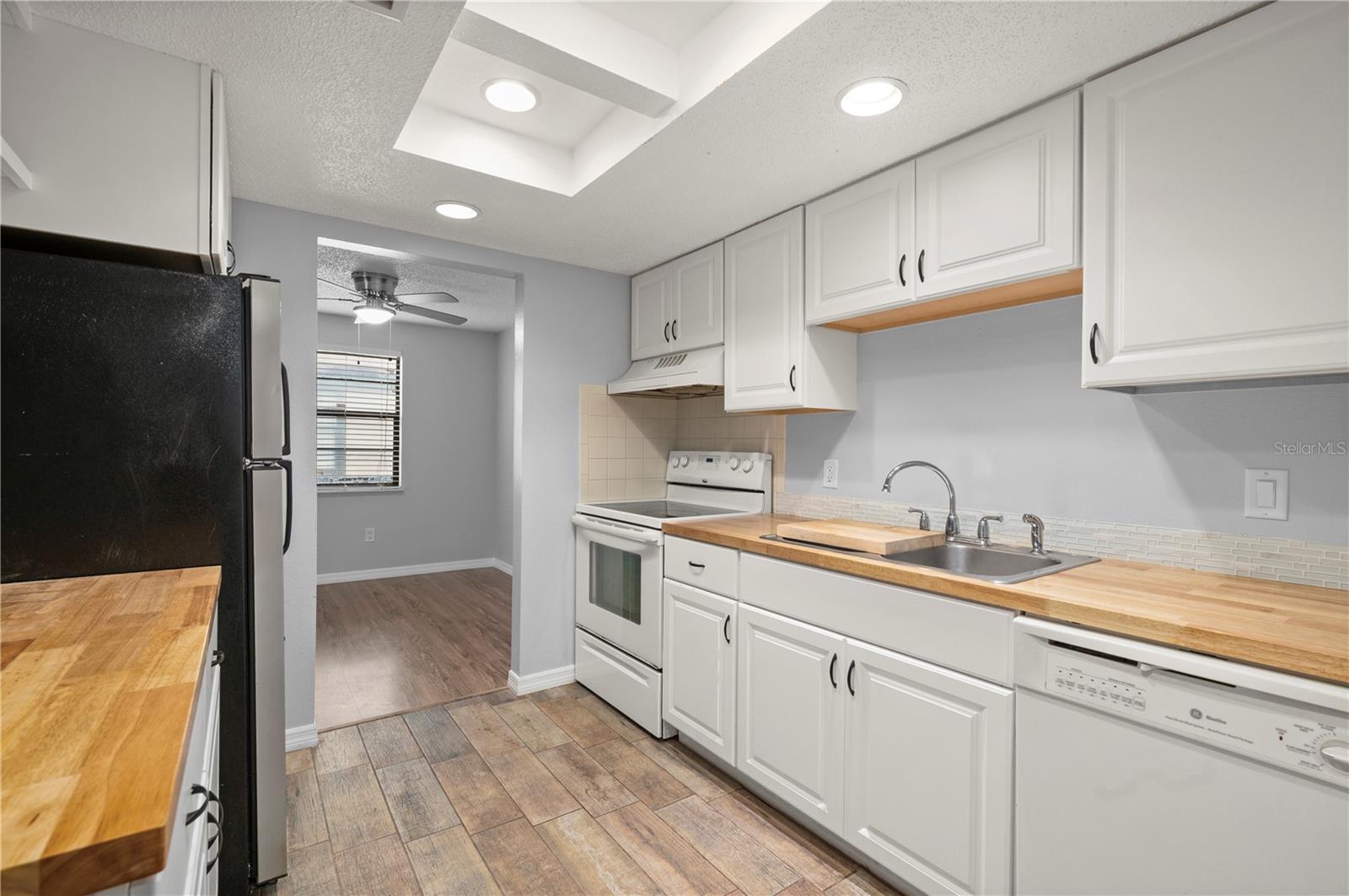 CEDARWOODS PH 07 - Residential