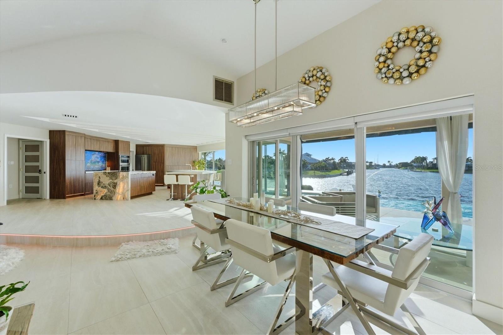 PUNTA GORDA ISLES SEC 06 - Residential