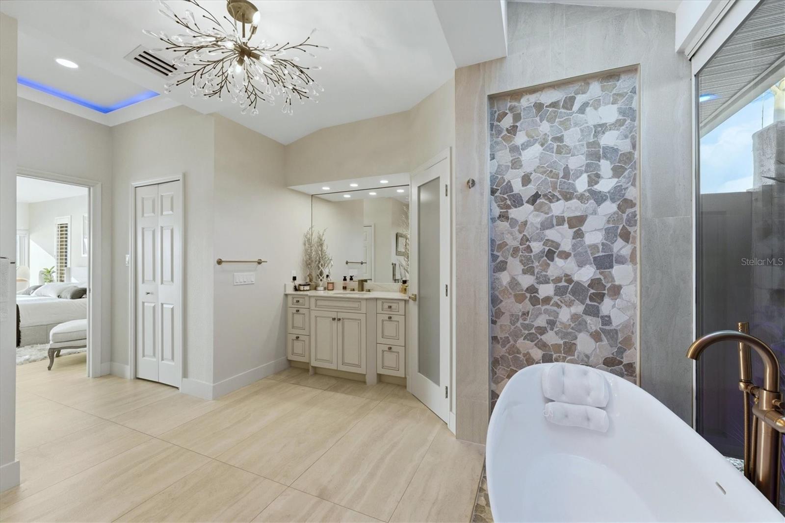 PUNTA GORDA ISLES SEC 06 - Residential