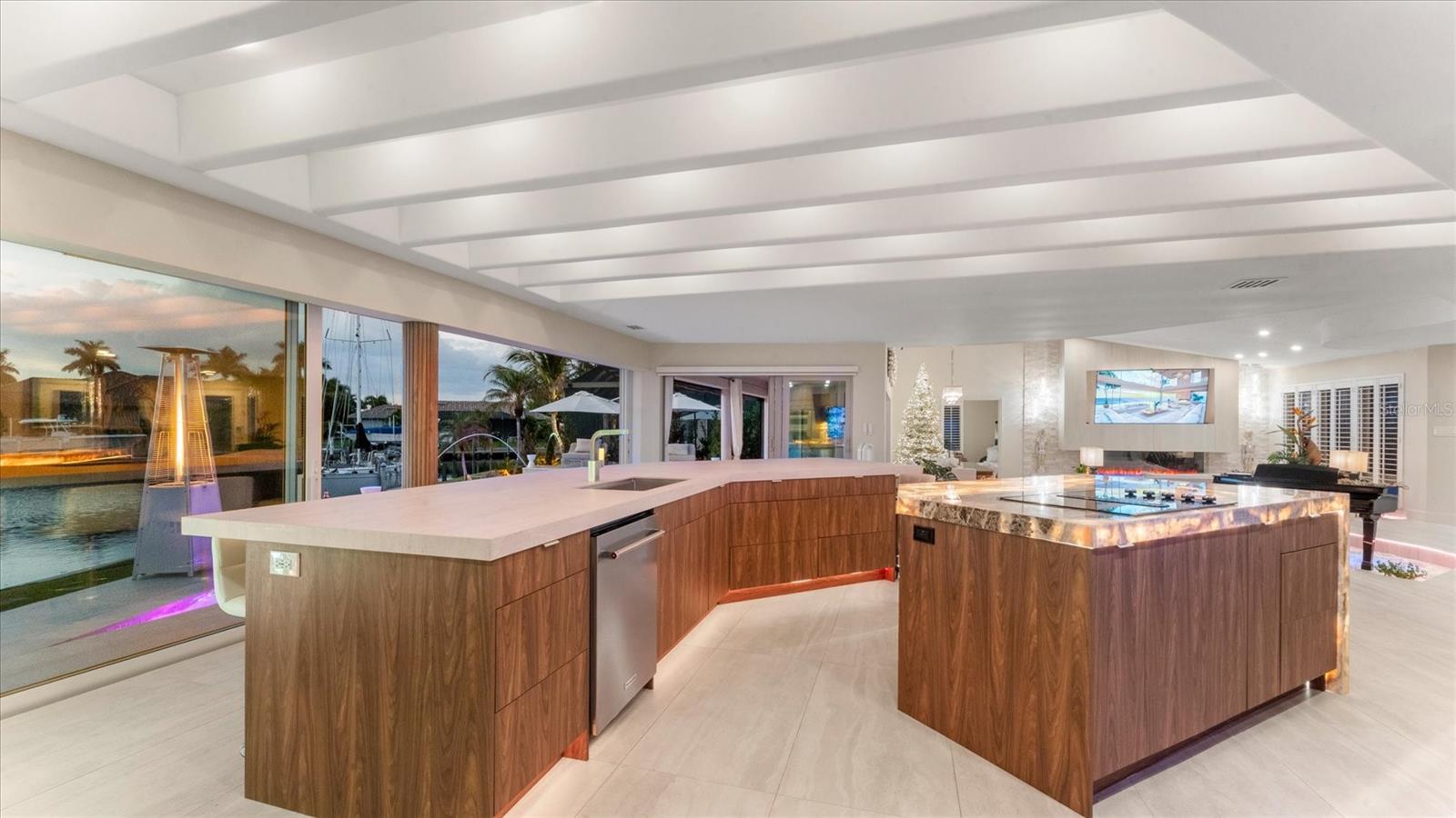 PUNTA GORDA ISLES SEC 06 - Residential