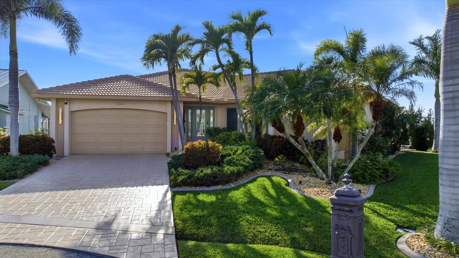 PUNTA GORDA ISLES SEC 06 - Residential