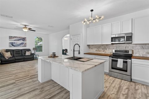 Tiny photo for 1305 Windy Bluff Drive, Minneola, FL 34715 (MLS # G5110270)