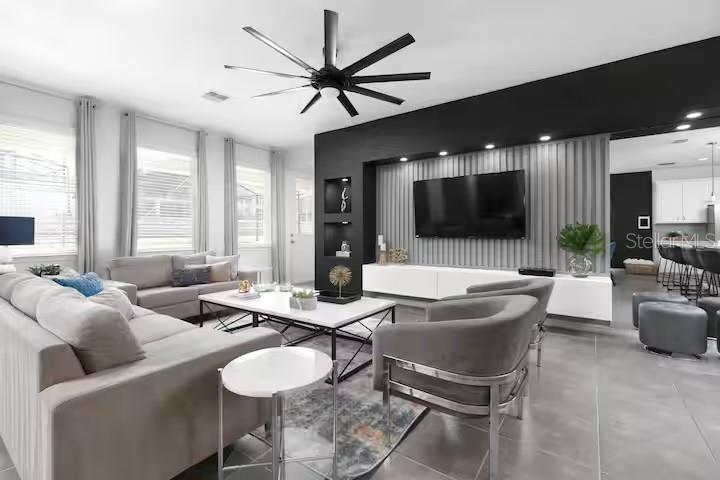 1720 SAWYER PALM PLACE