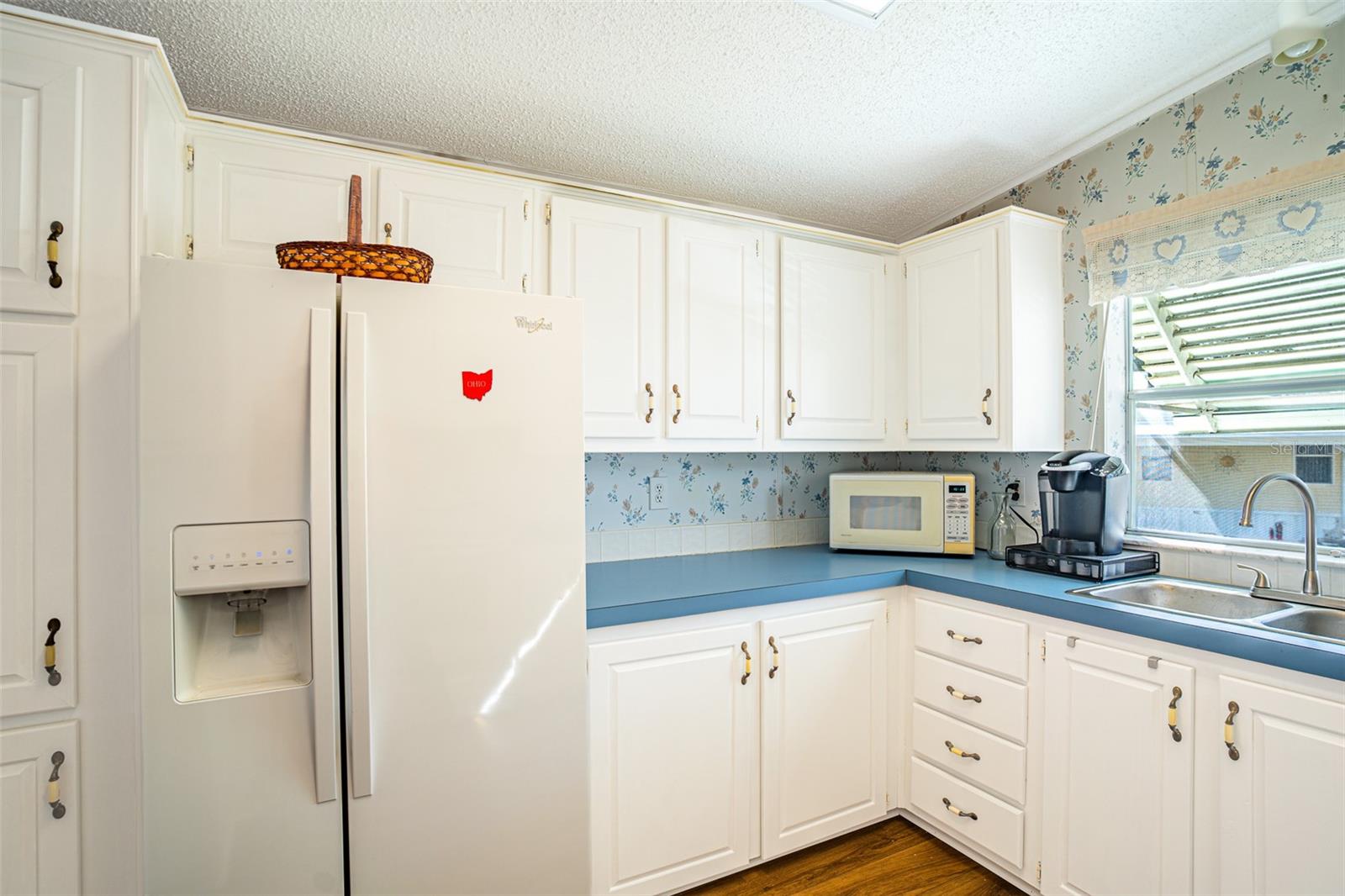 SADDLEBAG LAKE - Residential