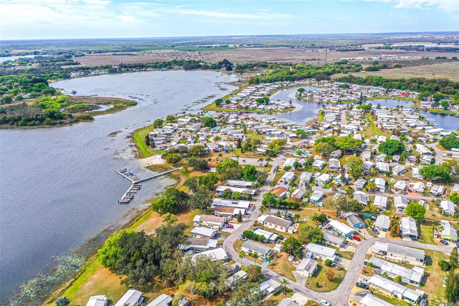 SADDLEBAG LAKE - Residential