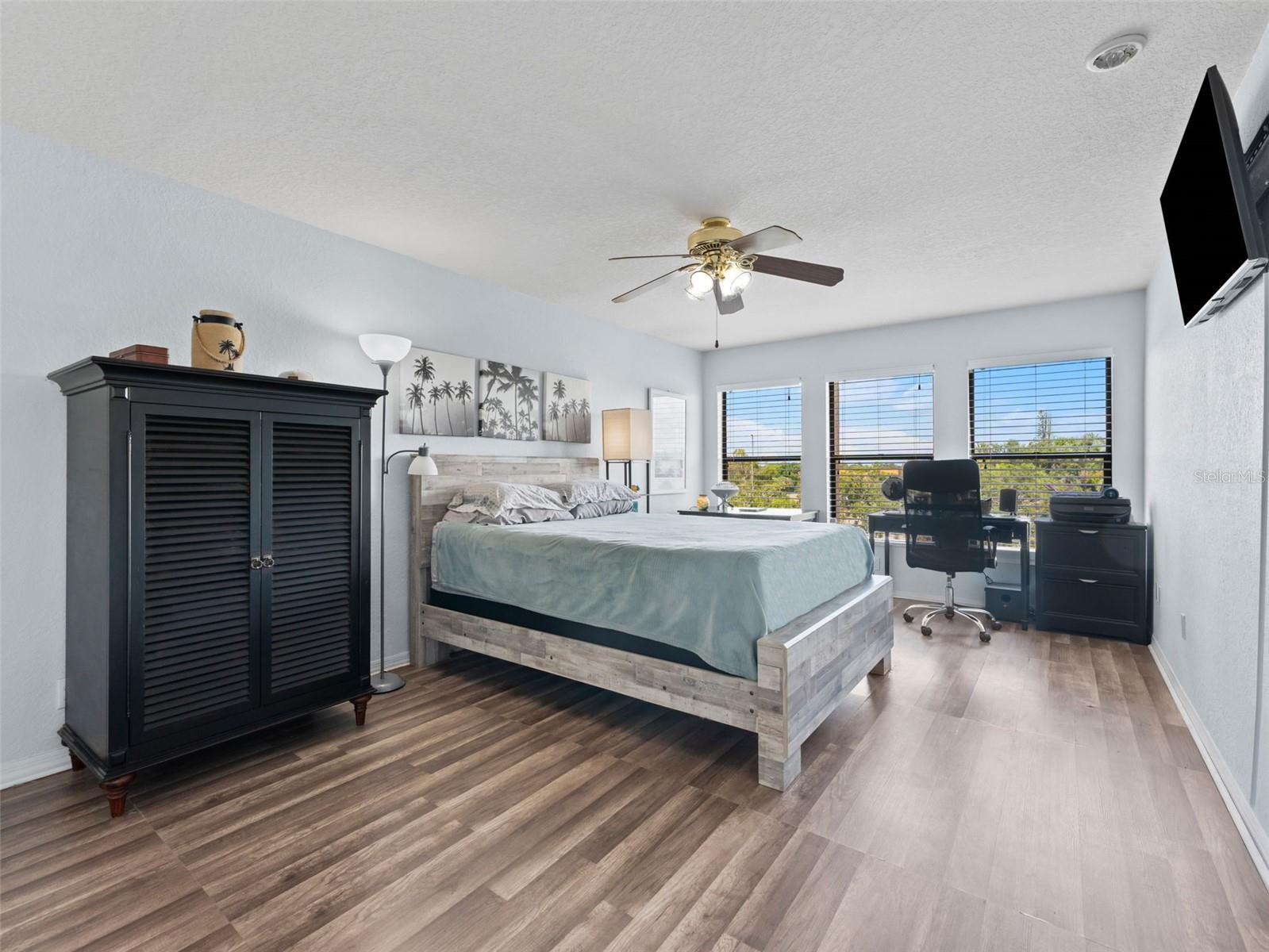 GOLFVIEW II CONDO - Residential